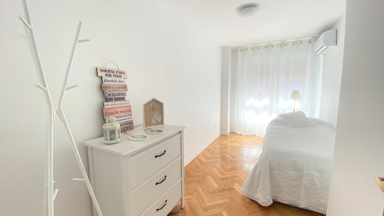 Apartamento Las Rozas Centro Con Parking Incluido Exterior foto